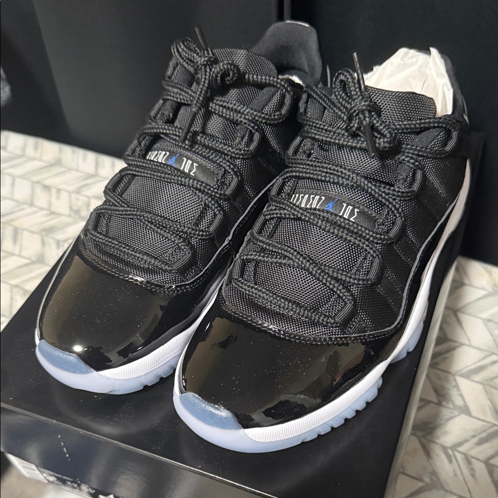 Jordan 11 Space Jam Low